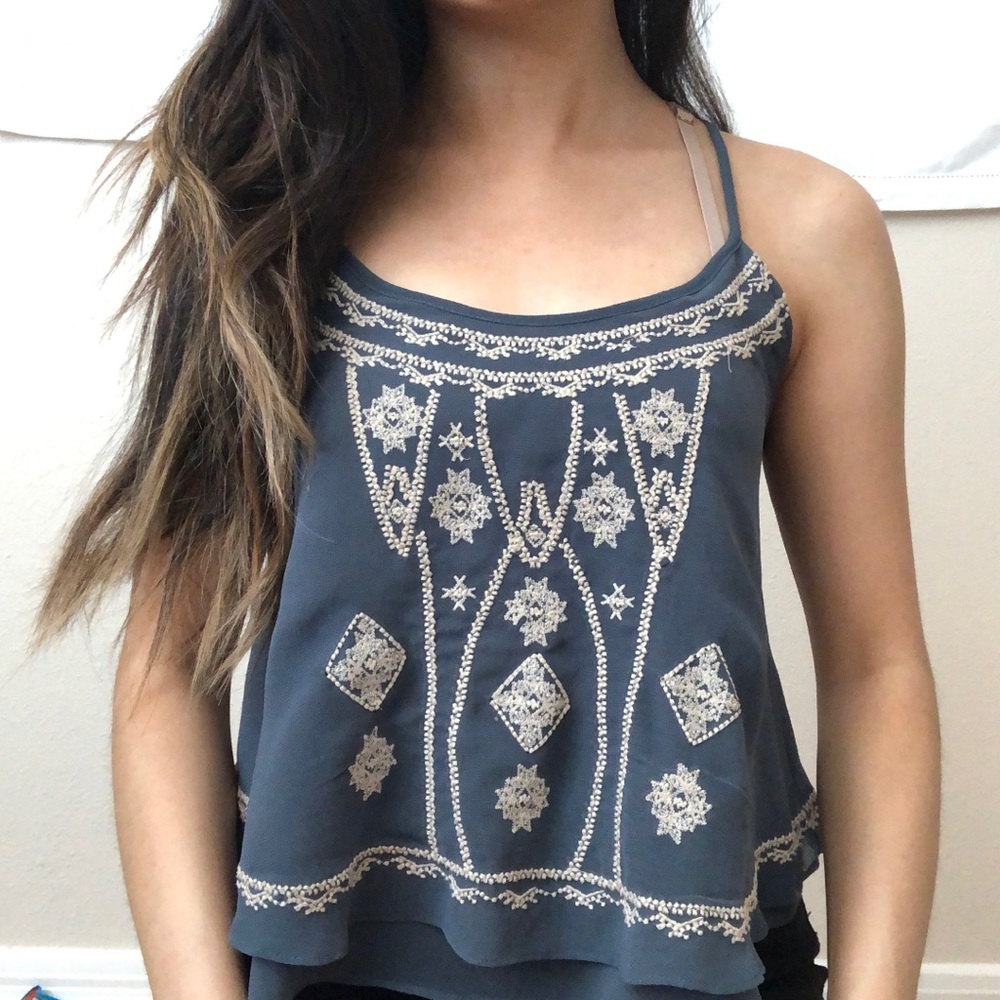 Sold on Ⓜ️! Urban Outfitters Tank - Picture 1 of 4